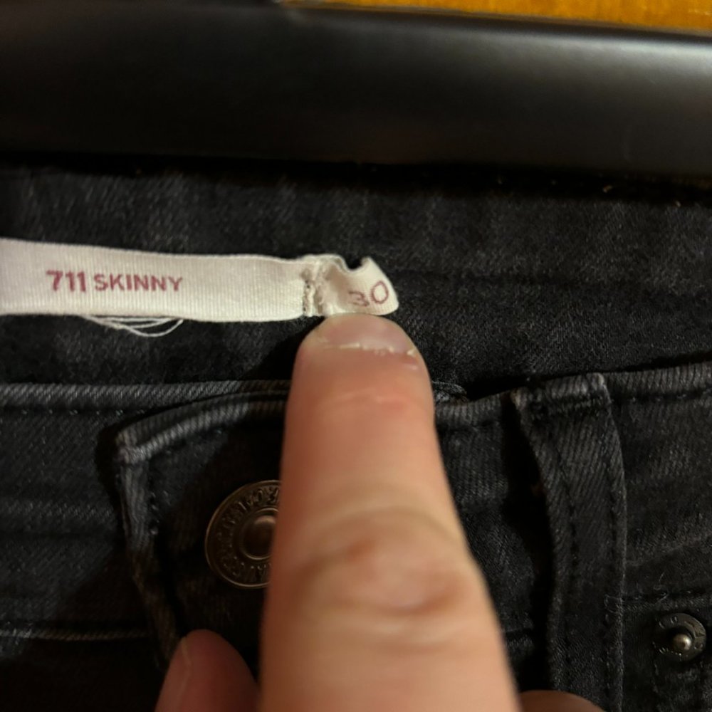 Levi’s 711 Skinny Jeans Black Stretchy 30x30 - Picture 8 of 16